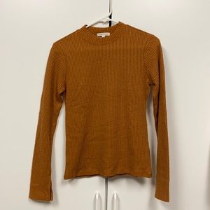 Long sleeve thin sweater